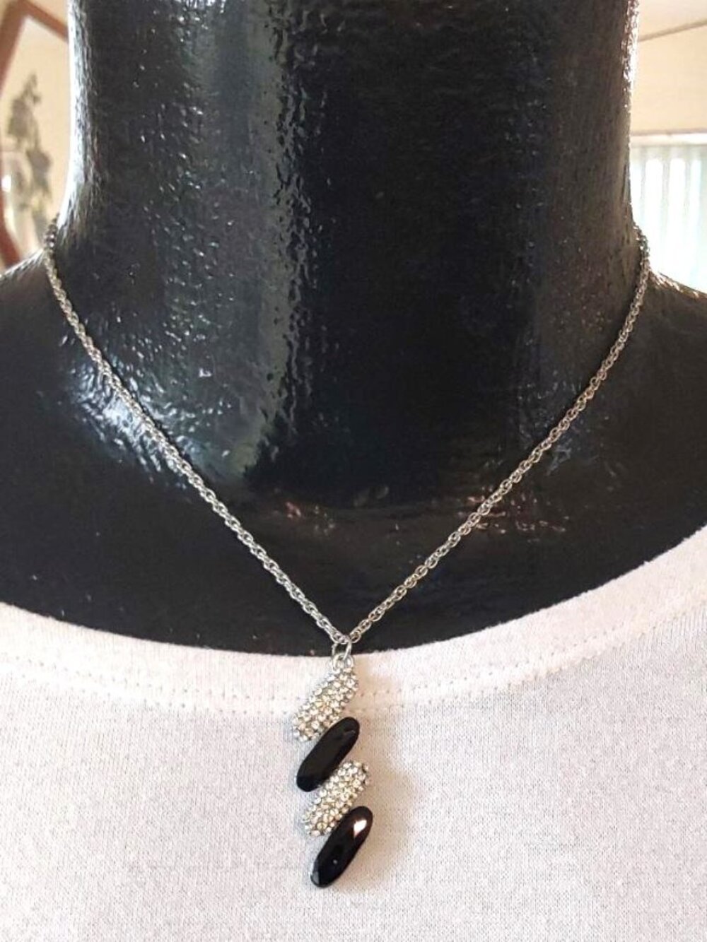 Paparazzi Regal Renegade Necklace and Earring Set